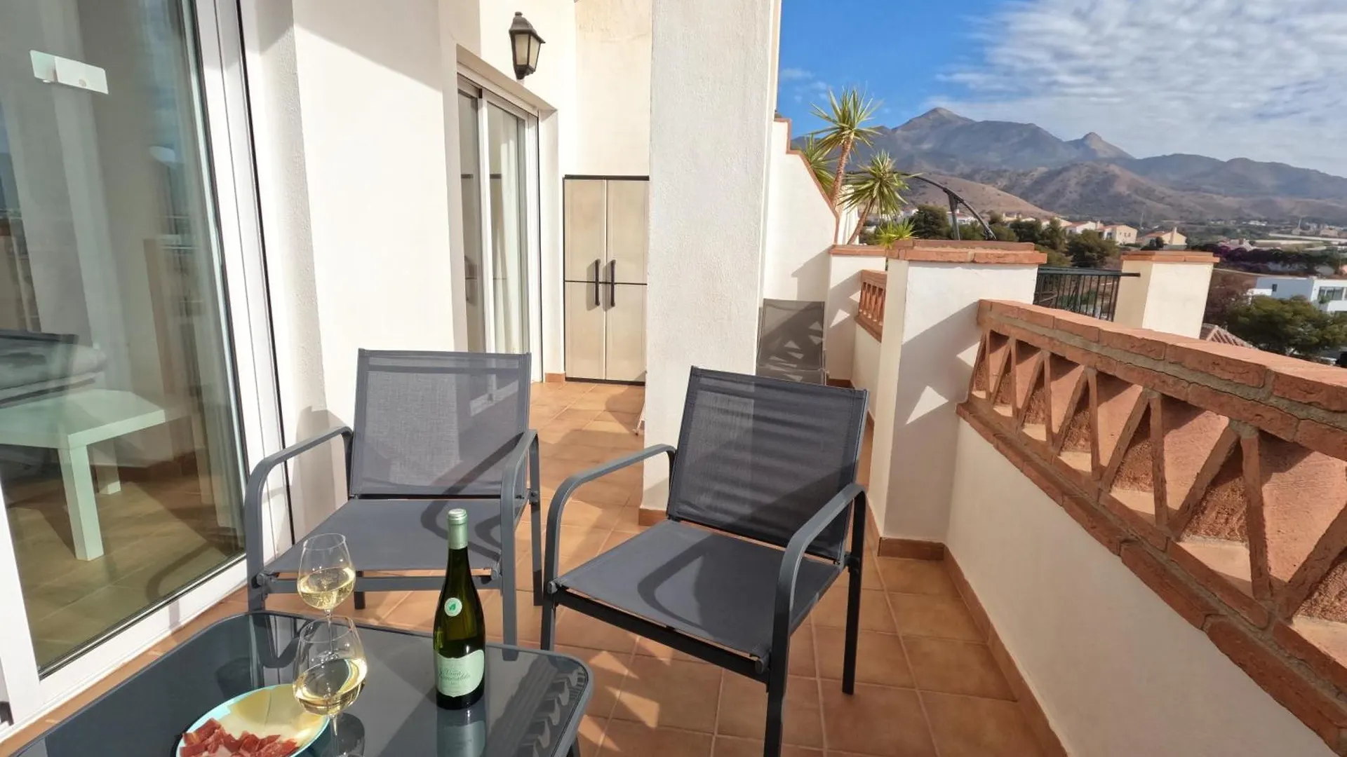 Apartamentos Chimenea Nerja 0*,  Spanien