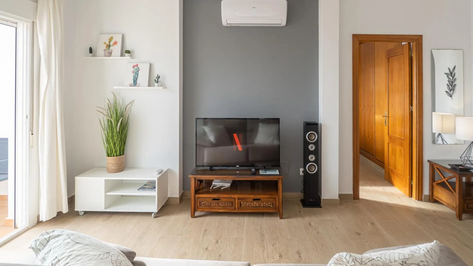 Apartamentos Chimenea Nerja Espanha
