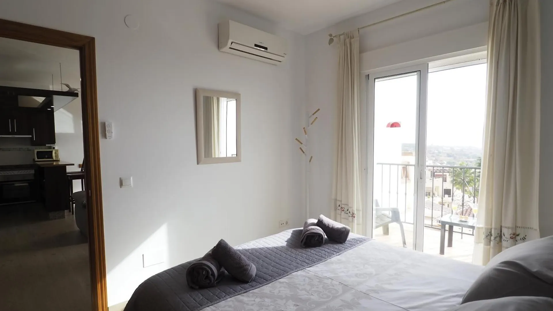 Apartamentos Chimenea Nerja