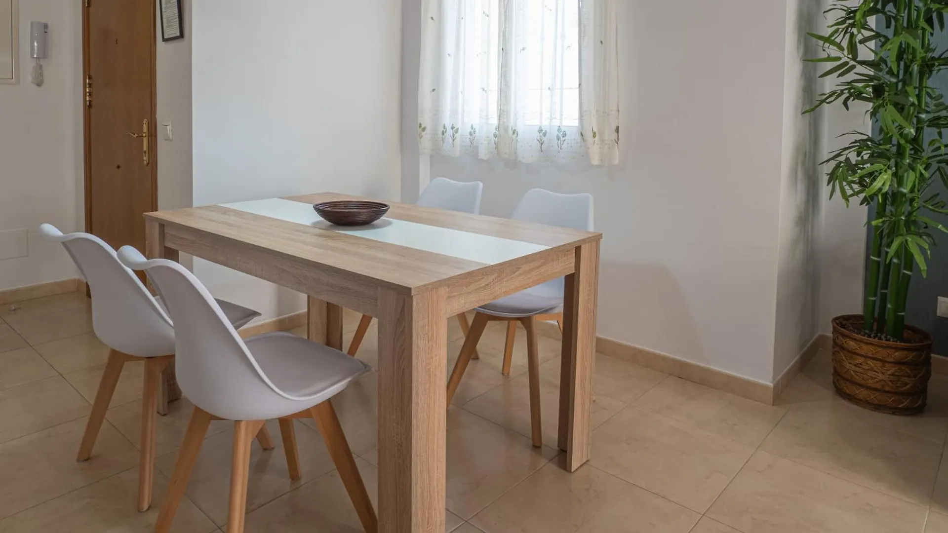 Apartamentos Chimenea Nerja