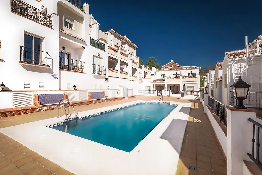 Apartamentos Chimenea Nerja