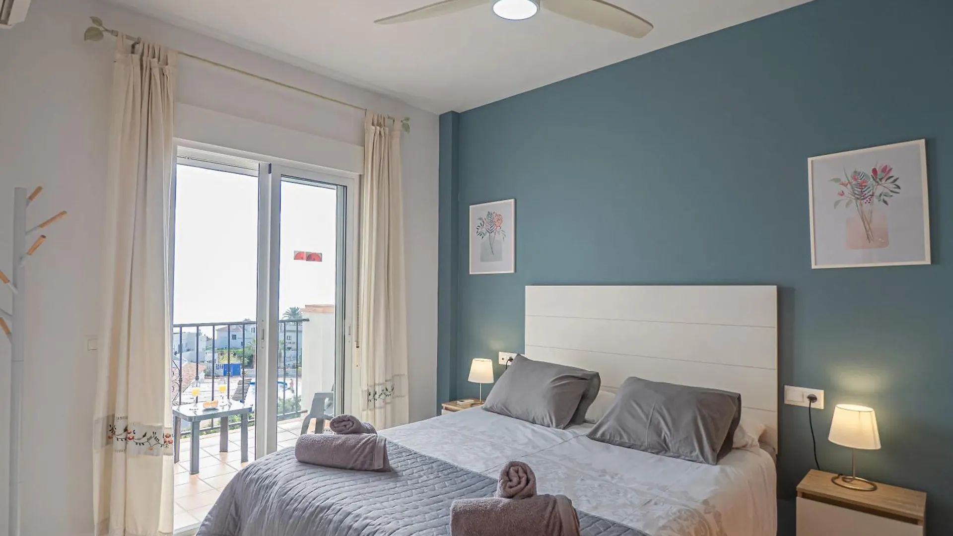 נרחה Apartamentos Chimenea 0*,  ספרד