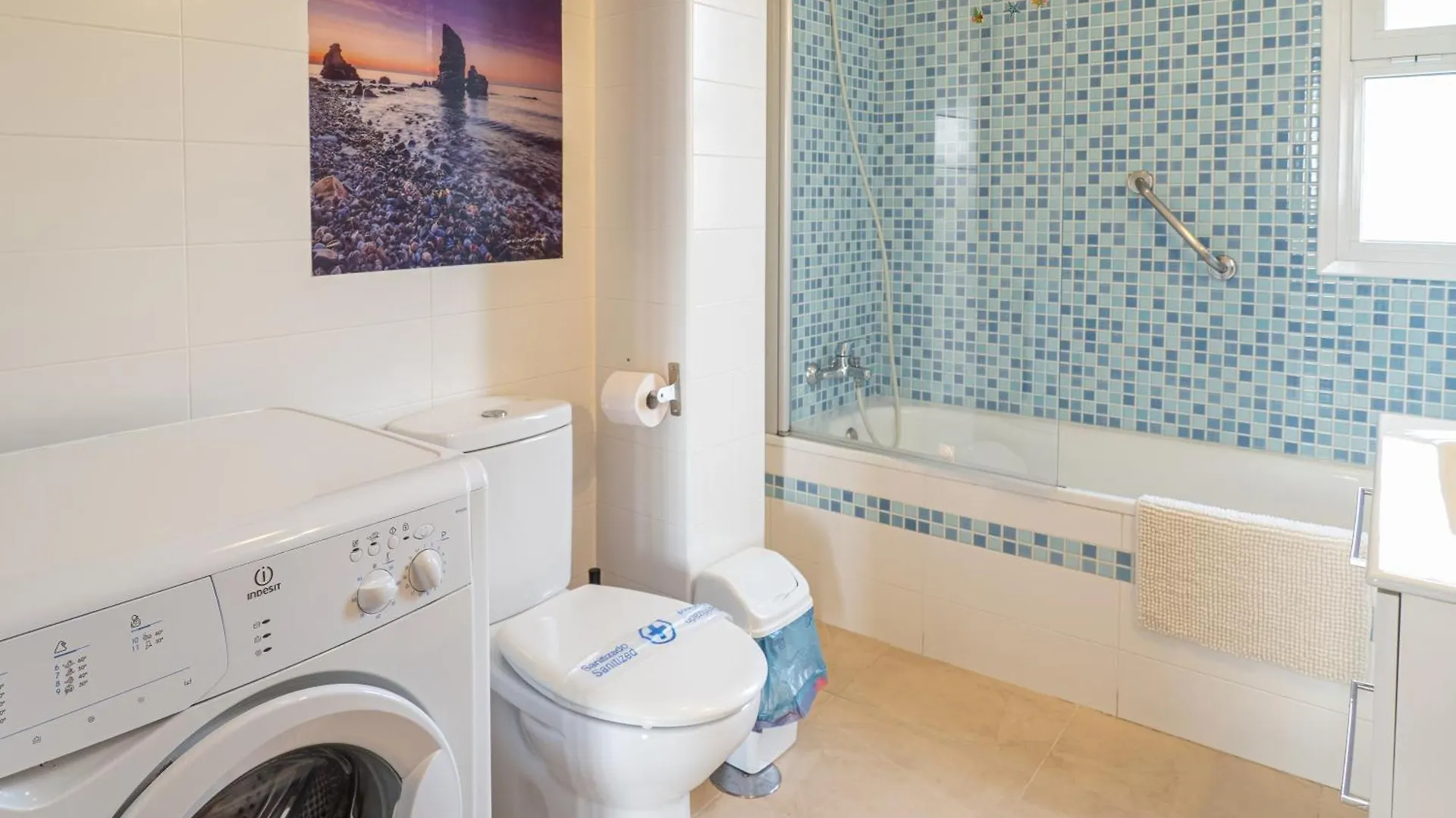 נרחה Apartamentos Chimenea דירה